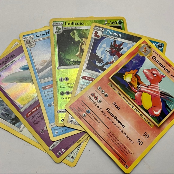 Lot of 6 Pokemon Cards # 6 - Picture 10 of 10
